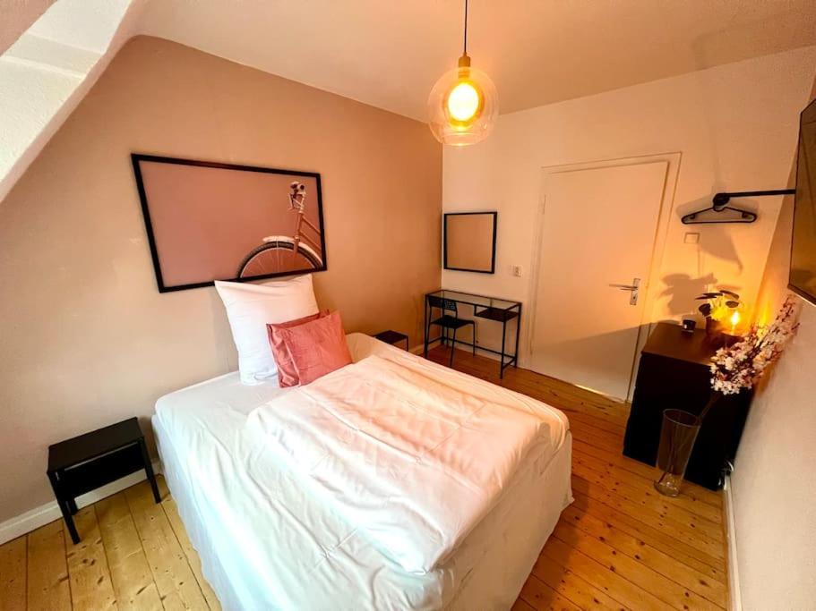 Stadtoase Design Wohnung In Der Altstadt Von Koblenz Кобленц Экстерьер фото