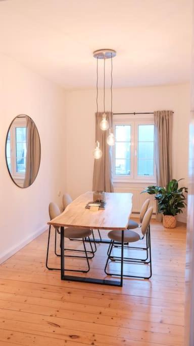 Stadtoase Design Wohnung In Der Altstadt Von Koblenz Кобленц Экстерьер фото
