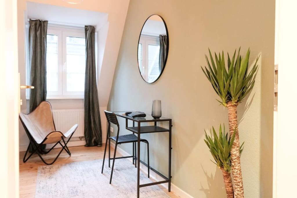 Stadtoase Design Wohnung In Der Altstadt Von Koblenz Кобленц Экстерьер фото